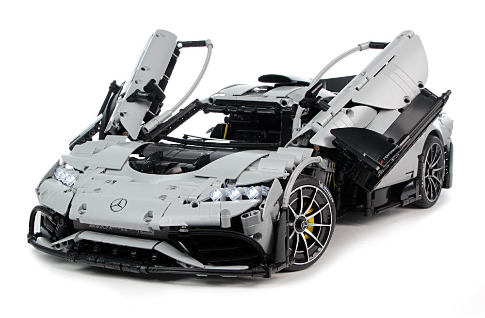 Premium CaDA Mercedes-AMG ONE 1:8 Klemmbaustein-Set (3290+ Teile) mit RC-Fernsteuerung & LED-Beleuchtung – High-Detail Technic Modell