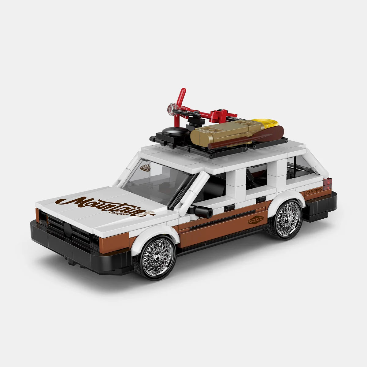 PowerBuild 80s German Wagon Sleeper – 457 Pieces Retro Estate Model | 1:32 Building Blocks