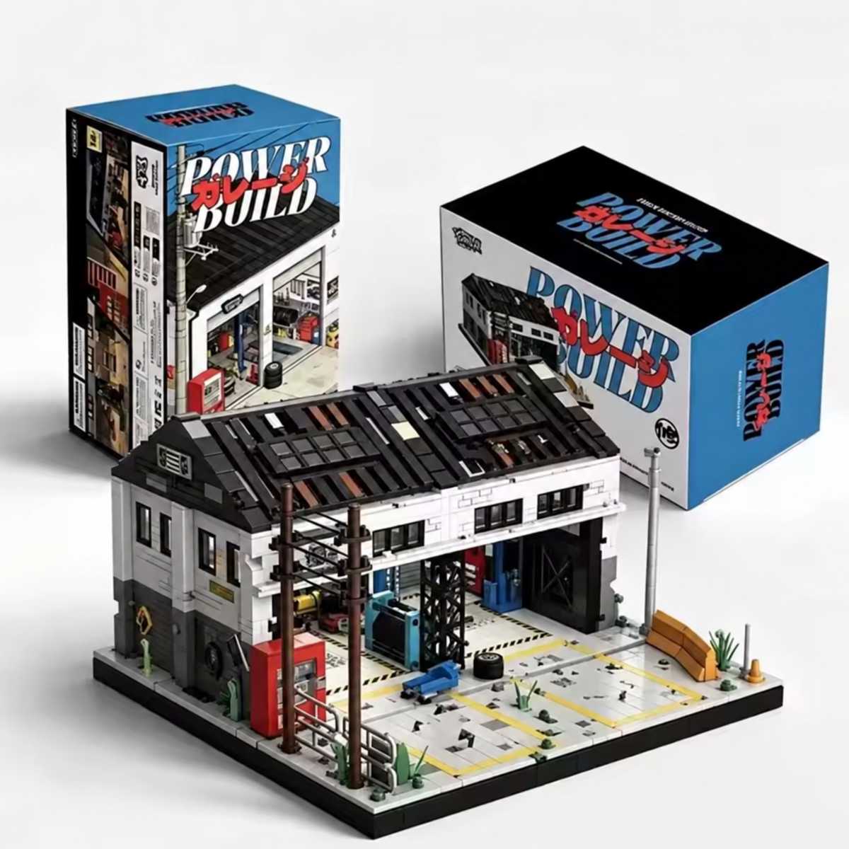 Power Build PB8867 Autowerkstatt aus Klemmbausteinen mit dunklem Dach, Werkstatteinrichtung und zwei Verpackungskartons